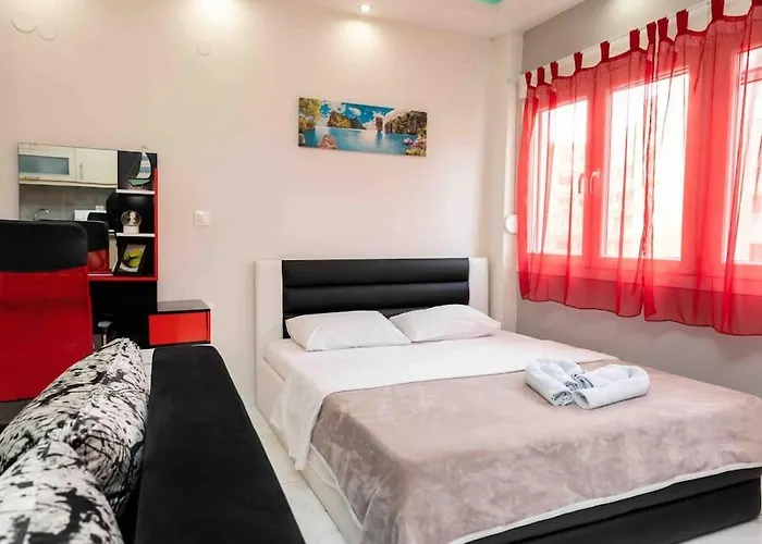 公寓 Luxury In Downtown 塞萨洛尼基